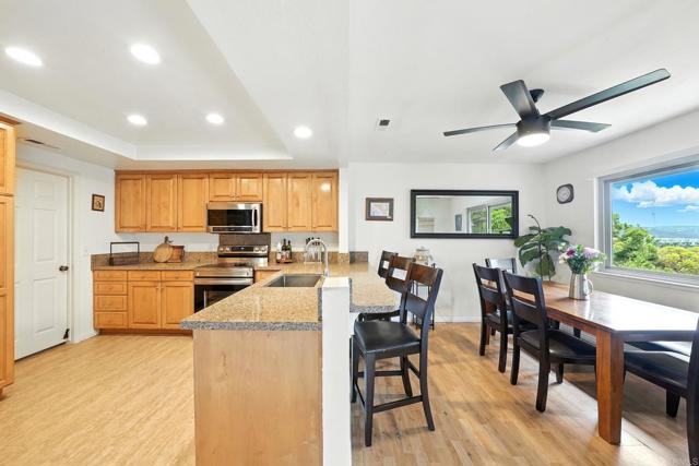 Detail Gallery Image 14 of 38 For 3149 Avenida Olmeda, Carlsbad,  CA 92009 - 3 Beds | 2 Baths