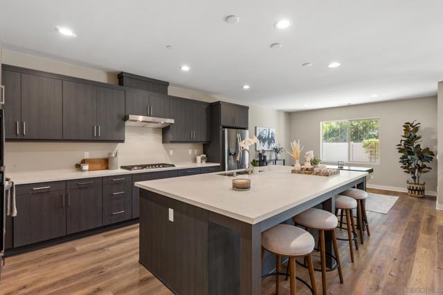 1525 Manzanita Hollows, Vista CA: https://media.crmls.org/mediaz/d87be3e9-06fd-4e86-89e8-32acab069085.jpg