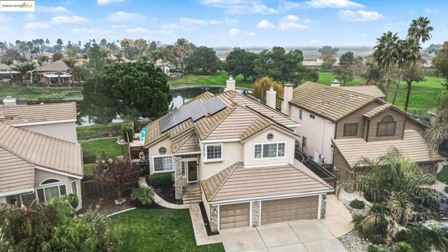 2127 Prestwick Dr, Discovery Bay CA: https://media.crmls.org/mediaz/d87c0e9f-3bef-40eb-a2a0-34dc1b4c34d0.jpg