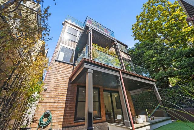 2853 Broderick Street, San Francisco CA: https://media.crmls.org/mediaz/d87c8556-a744-431e-9ed3-b1348277473e.jpg