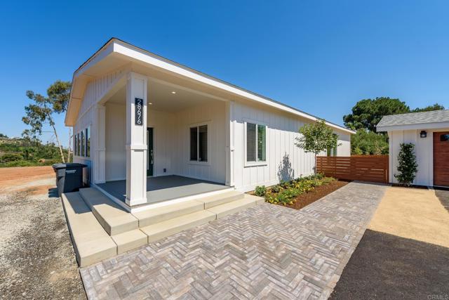 28676 Mountain Lilac Road, Escondido CA: https://media.crmls.org/mediaz/d87cf0d1-3c01-4e96-b78d-15b9f9d89c8f.jpg