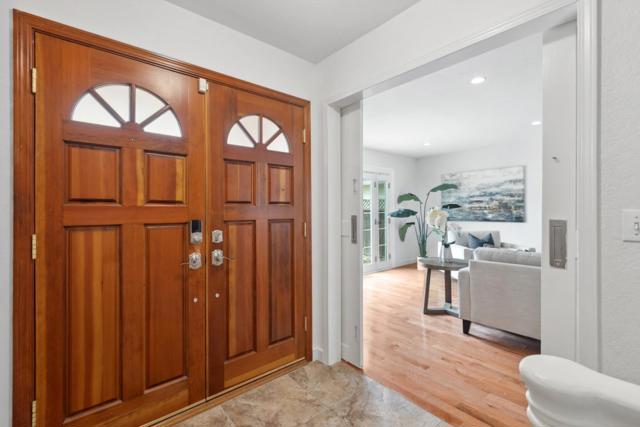 Image 4 of 47 For 6632 Catamaran Street