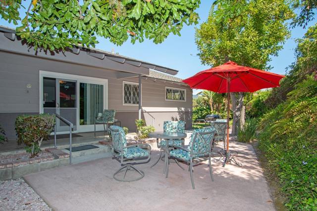 1143 Portola Street, Vista CA: https://media.crmls.org/mediaz/d87dff82-df4a-49d7-8a9a-874d2141ca18.jpg