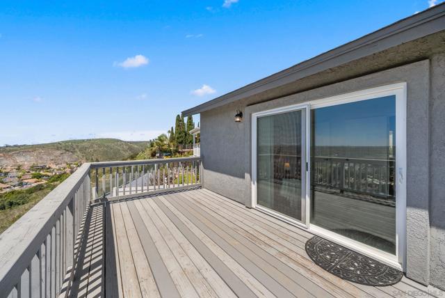 8396 High Winds, San Diego CA: https://media.crmls.org/mediaz/d87e59a8-81b7-47e1-a034-1ec7a347fab4.jpg