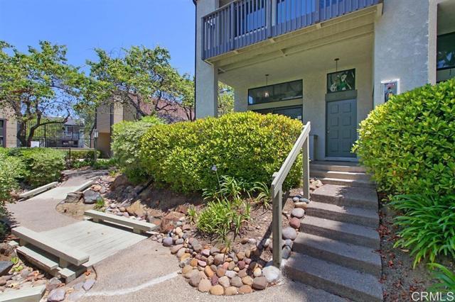 Detail Gallery Image 1 of 16 For 3272 via Alicante, La Jolla,  CA 92037 - 3 Beds | 2/1 Baths