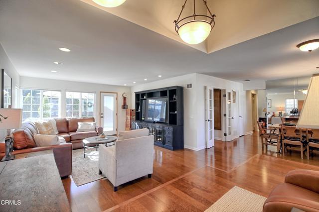 Detail Gallery Image 14 of 33 For 1773 Powell Dr, Ventura,  CA 93004 - 3 Beds | 2/1 Baths