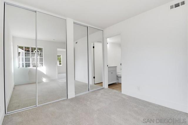 742 Eastshore Ter, Chula Vista CA: https://media.crmls.org/mediaz/d881a7a5-b8f6-4c06-b429-8624bed6f07e.jpg