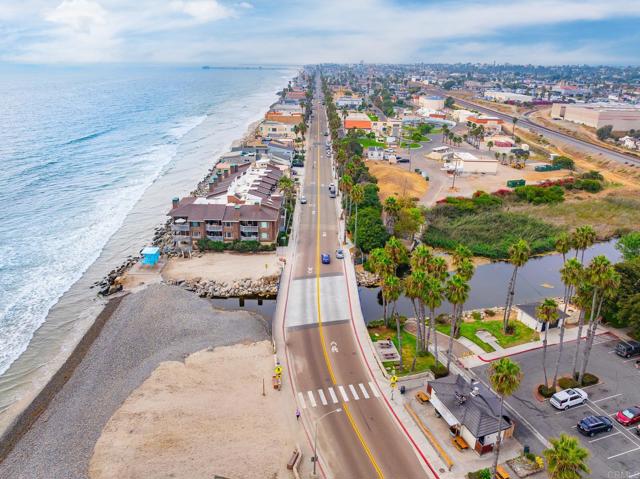 Detail Gallery Image 16 of 46 For 1445 Pacific St #H,  Oceanside,  CA 92054 - 1 Beds | 2 Baths