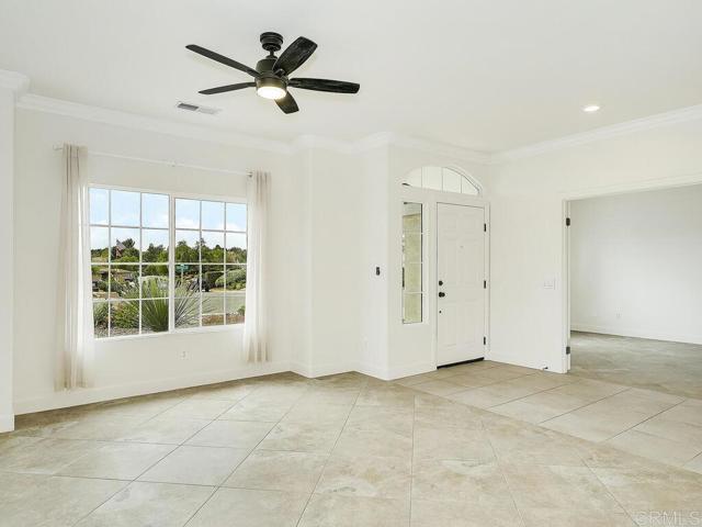 Detail Gallery Image 5 of 54 For 2144 Knollwood Ave, Fallbrook,  CA 92028 - 3 Beds | 3 Baths