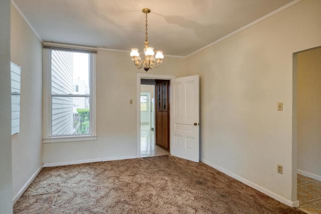 329 7th Avenue, San Francisco CA: https://media.crmls.org/mediaz/d883004e-07f9-4045-95bf-4dd1b2cbf875.jpg