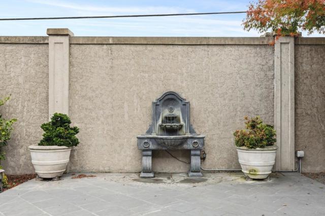 321 Eagle Trace Drive, Half Moon Bay CA: https://media.crmls.org/mediaz/d8837678-f5b9-4d65-9ba8-6cfb962c61e1.jpg