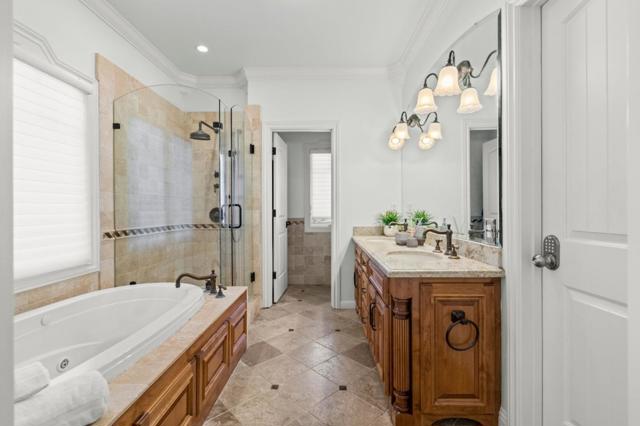 400 Alameda, San Carlos CA: https://media.crmls.org/mediaz/d8837745-6ae7-4988-8735-76273df777b9.jpg