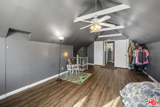 5184 Caspar Avenue, Los Angeles CA: https://media.crmls.org/mediaz/d88384a0-3332-4f37-a12b-144413d4cde4.jpg