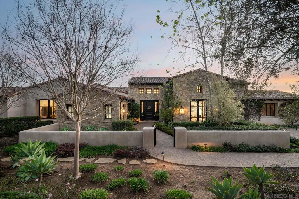 8145 Run of the Knolls