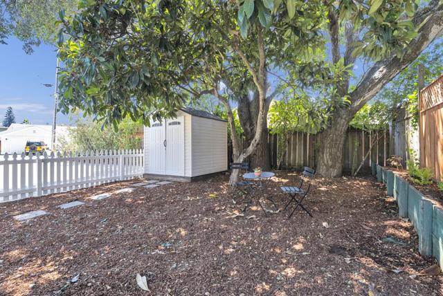 2625 Howe Street, Santa Cruz CA: https://media.crmls.org/mediaz/d885990c-ce00-4ffb-aa44-520d7d62146a.jpg
