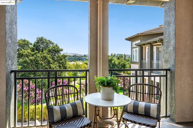 1800 Alma, Walnut Creek CA: https://media.crmls.org/mediaz/d885b13e-b24a-410b-9f05-f9b22c516ff5.jpg