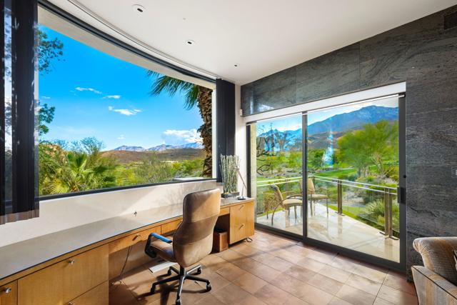 79235 Tom Fazio N Lane, La Quinta CA: https://media.crmls.org/mediaz/d8885a81-177f-40d2-ac23-215296fa1f1e.jpg