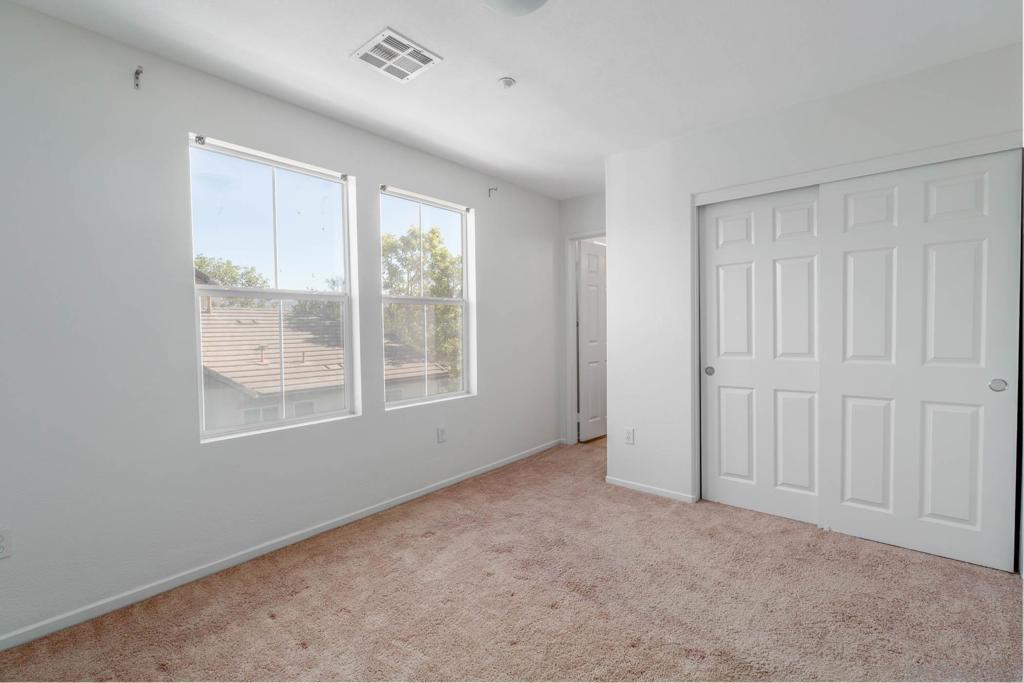 MLS #250043426SD image #15