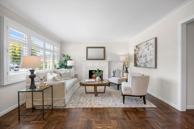 313 Del Rosa Way, San Mateo CA: https://media.crmls.org/mediaz/d88888bb-ada8-4ba8-8022-dc4e6767d13d.jpg