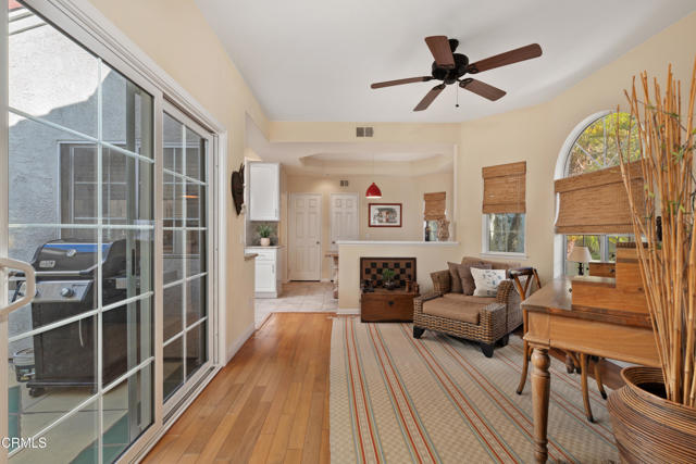 Detail Gallery Image 16 of 71 For 2127 Bermuda Dunes Pl, Oxnard,  CA 93036 - 2 Beds | 2 Baths