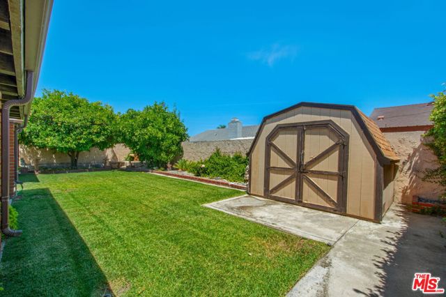 12671 Gun Avenue, Chino CA: https://media.crmls.org/mediaz/d88a1437-77e4-4c68-b588-91e7facd76ff.jpg