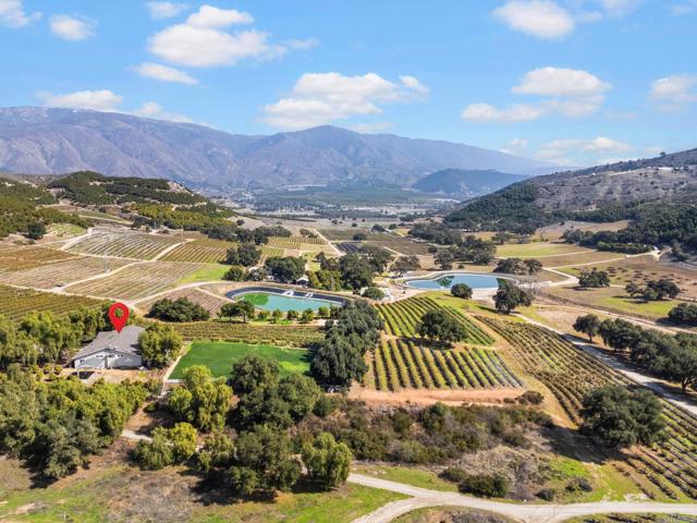 14224 Old Cole Grade Road, Pauma Valley CA: https://media.crmls.org/mediaz/d88a1592-6752-418d-9468-a102d52d81f3.jpg