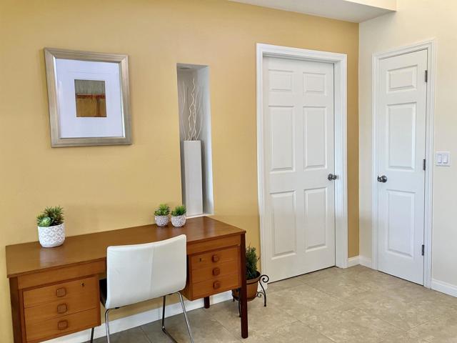 Detail Gallery Image 15 of 51 For 5447 Por Techo Ct, San Diego,  CA 92124 - 6 Beds | 3 Baths