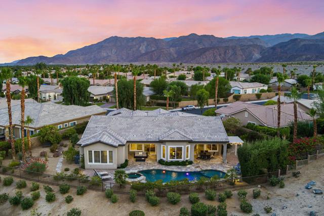 81196 Victoria Lane, La Quinta CA: https://media.crmls.org/mediaz/d88b4c04-2153-4e46-9e65-92de3fc332aa.jpg
