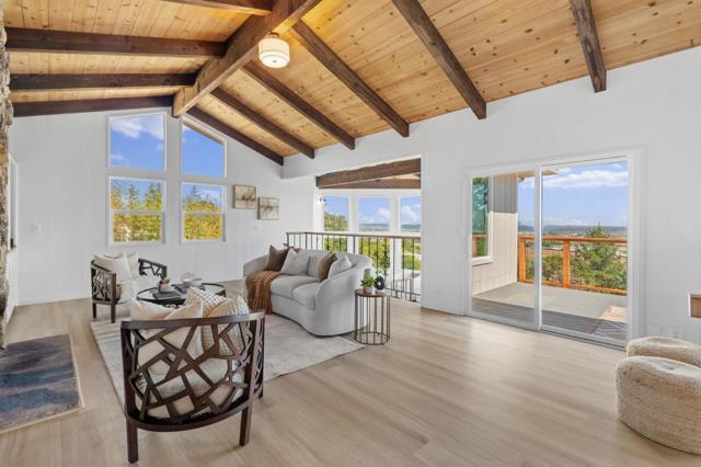 475 Fiesta Court, Watsonville CA: https://media.crmls.org/mediaz/d88b5314-0b4d-41e0-a4cd-36347f245fec.jpg