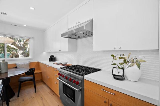 628 8th Avenue, Menlo Park CA: https://media.crmls.org/mediaz/d88bec88-1a63-4ef7-a659-9e15b8413f46.jpg