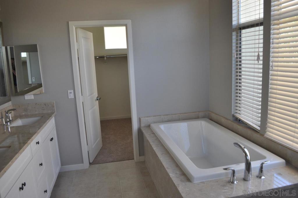7877 Altana Way - photo 9