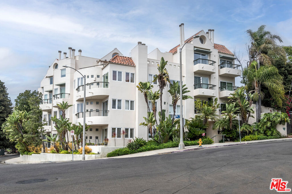 15425 Antioch Street #201