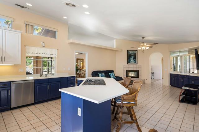 39041 Palace Drive, Palm Desert, CA 92211
