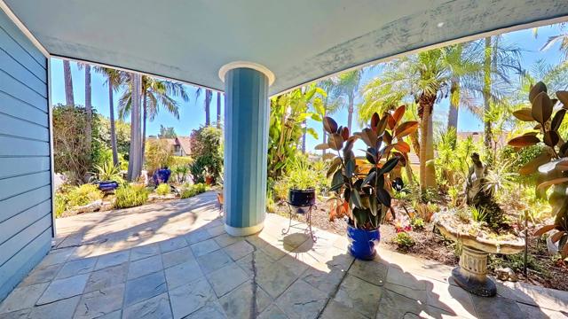 2618 Unicornio Street, Carlsbad CA: https://media.crmls.org/mediaz/d88e9645-8d73-44f6-9abc-ecba3729ab3d.jpg