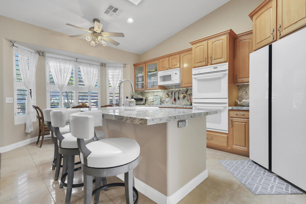 MLS #219136122DA image #14