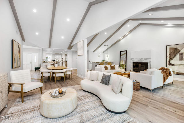 Detail Gallery Image 6 of 40 For 19443 Hatteras St, Los Angeles,  CA 91356 - 4 Beds | 4 Baths