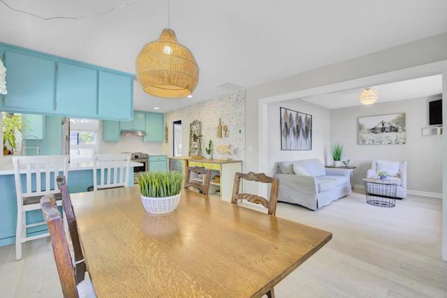 111 E Hedding Street, San Jose CA: https://media.crmls.org/mediaz/d88f4803-3f6b-4b31-af47-01a12d9df398.jpg