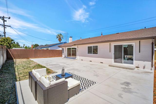 3680 Norfolk Road, Fremont CA: https://media.crmls.org/mediaz/d89042fc-7d9c-4d59-a39b-91baf34dd768.jpg