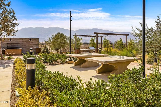 508 Autumn Path Lane, Santa Paula CA: https://media.crmls.org/mediaz/d890e758-d985-4a2c-8166-2ac4e4af50d5.jpg