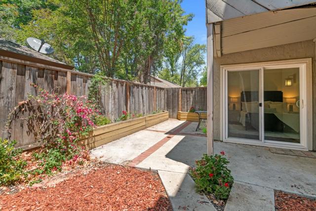 2124 Canoas Garden Avenue, San Jose CA: https://media.crmls.org/mediaz/d890f009-2a38-438c-9468-8dbafe283e51.jpg