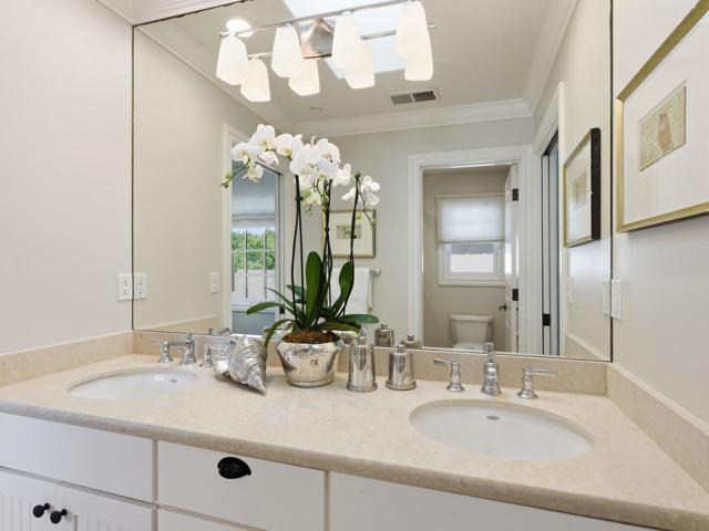 Image 33 of 55 For 345 Vine Street