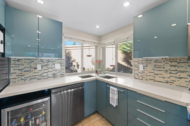 44079 Elba Court, Palm Desert CA: https://media.crmls.org/mediaz/d8937267-9329-4238-8ff9-fb89f1ff42d8.jpg