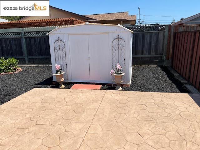 581 Fairway Street, Hayward CA: https://media.crmls.org/mediaz/d893c2c8-f613-4814-ac85-47c8363a30a2.jpg