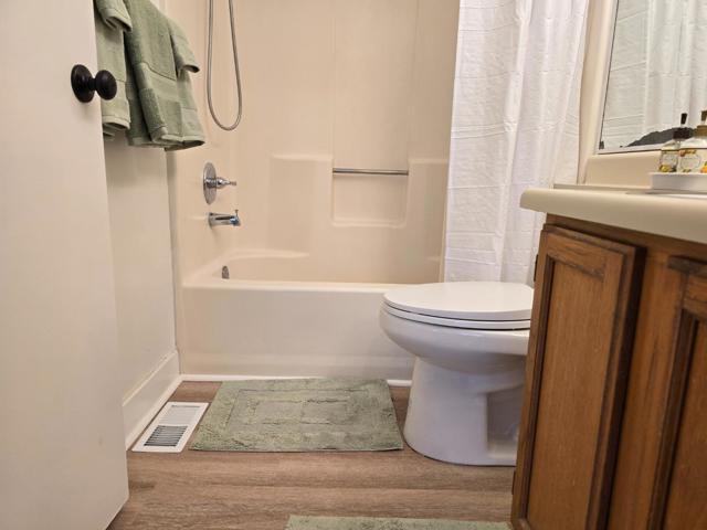 444 Sherwood Court, Watsonville CA: https://media.crmls.org/mediaz/d8946a34-6bb4-4a1f-bd0a-0ea5f590c6c4.jpg