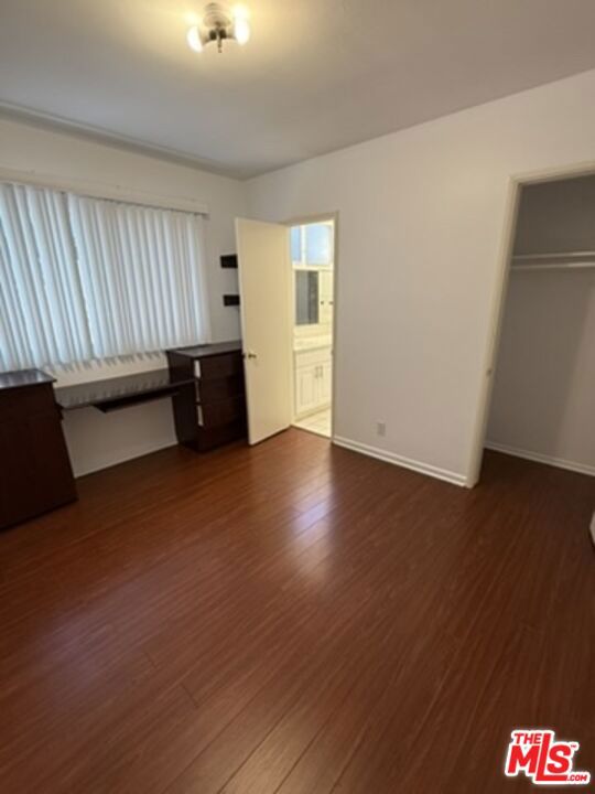 1481 Benedict Canyon Drive, Beverly Hills CA: https://media.crmls.org/mediaz/d895108e-662d-44d8-bd5f-9adc0e81aed9.jpg