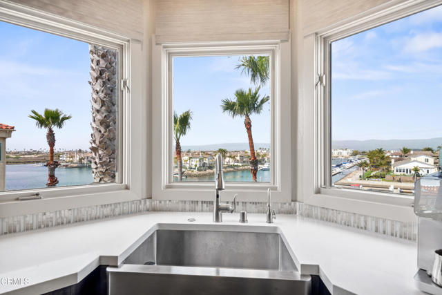 Detail Gallery Image 17 of 31 For 1758 Emerald Isle Way, Oxnard,  CA 93035 - 2 Beds | 2/1 Baths