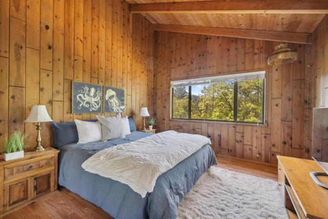 240 Buck Knoll Road, Boulder Creek CA: https://media.crmls.org/mediaz/d8957cda-0a04-4072-ac34-8c3e648c98e8.jpg