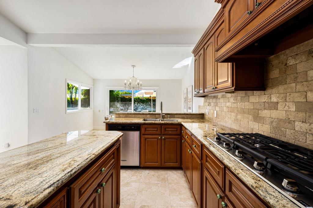 MLS #219139328DA image #12