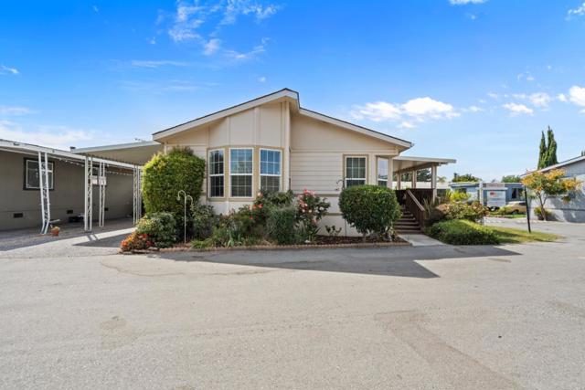 2900 Fairview Road, Hollister CA: https://media.crmls.org/mediaz/d8964d85-db06-4732-b34e-2d4fc22e066e.jpg