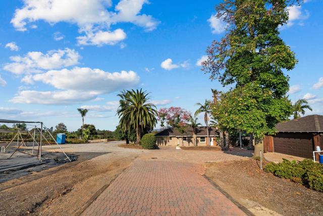 Detail Gallery Image 15 of 51 For 3519 Cazador Ln, Fallbrook,  CA 92028 - 3 Beds | 2 Baths